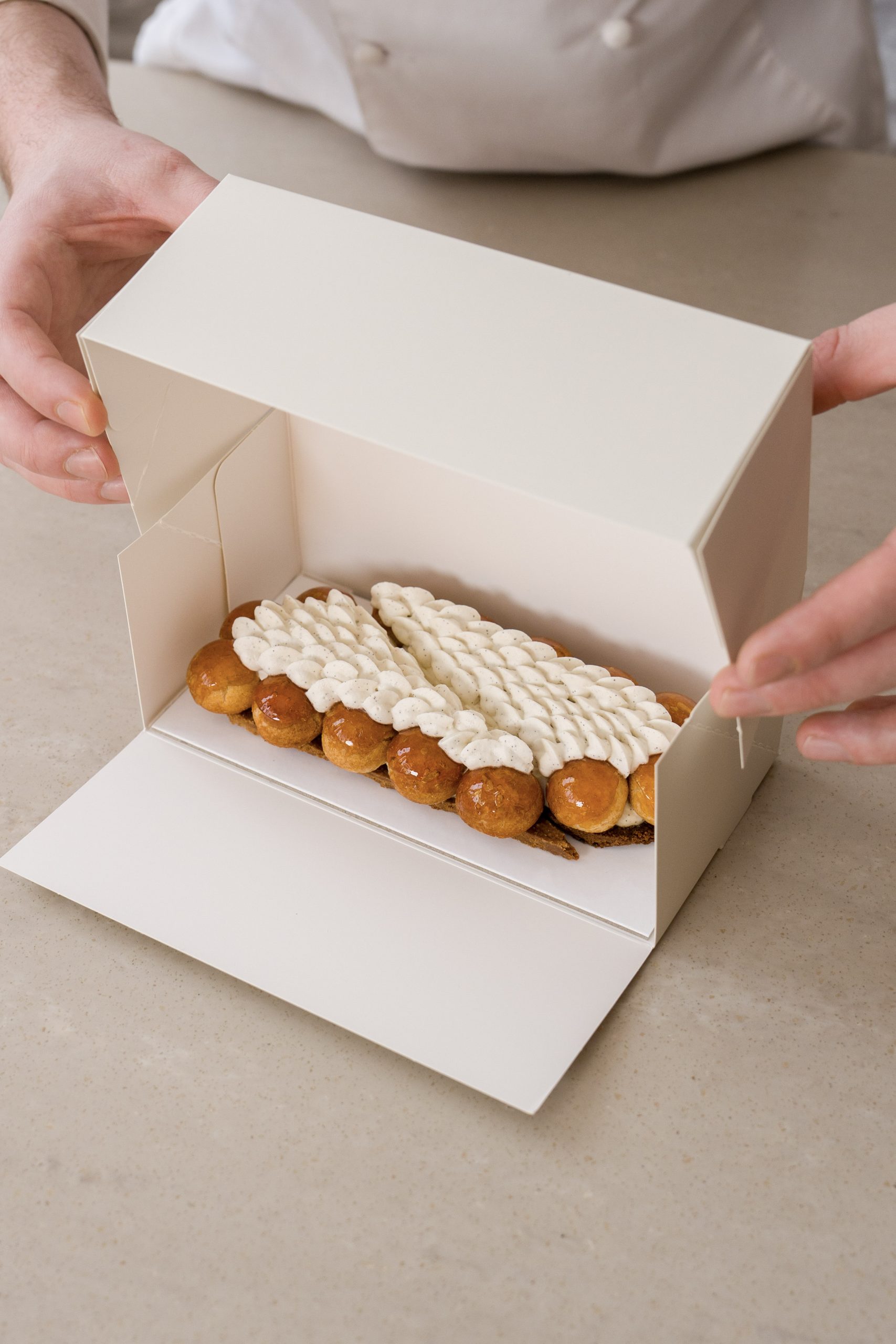 Le Saint-Honoré intensément Vanille - NEJA Pâtisserie